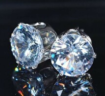 大迫力 ダイヤモンド ピアス 大粒 2.0ct PT900KO119 プレゼント 最高　4411_画像1