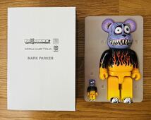 '05 MARK PARKER BE@RBRICK 100％＆400％ / NIKE デザイナー マークパーカー ベアブリック 2体セット サイン入り_画像1