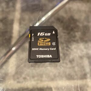 東芝　SDカード　16GB