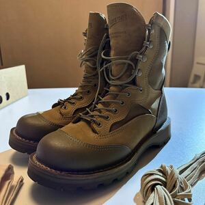 ダナー danner st.0008aw17 us8.5 eur42カラーcoyote ゴアテックス gore-tex mcwb soloist 30124 サバイバルブーツ 定価税抜89,000円 美品