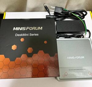 【送料無料】美品動作品 minisforum UM350 Win10pro 256GBSSD 16GBメモリ　箱、付属品有