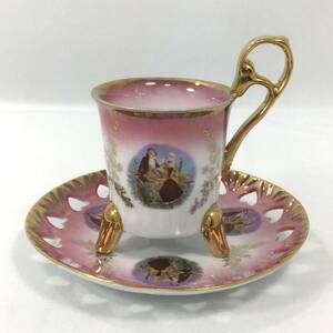 FINE PORCELAIN 三つ脚 カップ＆ソーサー ピンク 金彩 透かし ロココ調 三つ足 ヒロココシノ ニッコー ファインポーセリン