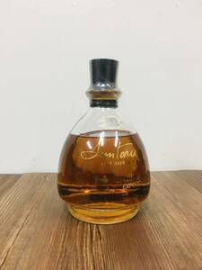 サントリーのウイスキーボトルはとても珍しいです SUNTORY VERY RARE OLD WHISKY 未開栓古酒 700ml-43%