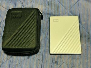 WD My Passport Ultra ハードディスク　1TB 本体＆ケース付き　