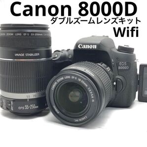 ショット数4000の極美品!Canon EOS 8000D Wレンズキット♪