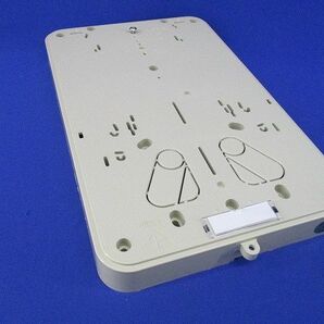 積算電力計取付板(ベージュ) B-2J-Zの画像1