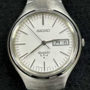 ★☆可動品 SEIKO セイコー 3823-7001 VFA 白文字盤 ウィークデーター クォーツ 純正ブレス 2/5電池交換 腕時計 #16057☆★