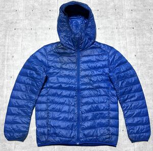 UNIQLO 軽量 ライトダウン パーカー ダウンジャケット メンズ Sサイズ　　ユニクロ Down Jacket 防寒 保温 ナイロン 青 ブルー 石瀬5933