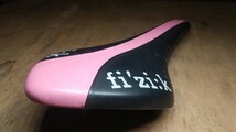 Fizik ARIONE フィジーク アリオネ サドル ブラック×ピンク k:iumレール_画像3