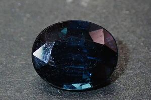 天然サファイアルース 2.333ct sapphire ソーティング付き