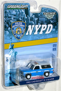 Greenlight 1/64 1985 Chevrolet K-5 Blazer NYPD Chevrolet Blazer Police машина Police зеленый свет New York город . патрульная машина 