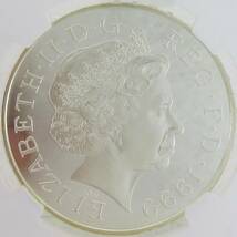 【柔らかなトーン】 1999 イギリス 5ポンド 銀貨 ミレニアム エリザベス2世 NGC PF69 ウルトラカメオ モダンコイン アンティーク_画像4