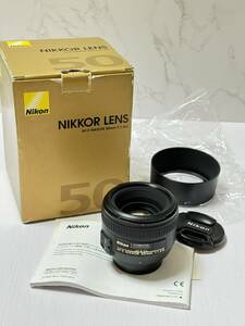 極美品★ Nikon 単焦点レンズ AF-S NIKKOR 50mm f/1.4G フルサイズ対応 ニコン （箱、書類、フード、前後キャップ有）