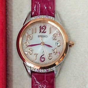 ほぼ未使用 SEIKO ルキア Ispahan ピエールエルメ 限定モデル 1b22-0CL0 稼働品 ソーラー電波 交換ベルトの画像1