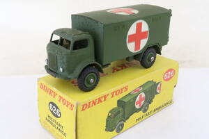 DINKY MILITARY AMBULANCE 軍用救急車 箱付(傷み) 難有 イギリス製 約11cm ニレレ