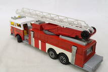 majorette RESCUE UNIT POMPIERS INCENDIE NACELLE 消防車 1/47 フランス製 2台 イレヨレ_画像3