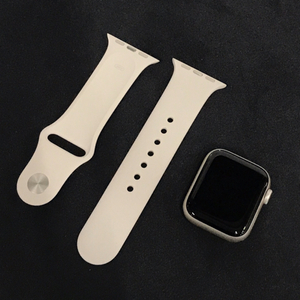 1円 Apple Watch SE 40mm GPSモデル A2722 MR9U3J/A スターライト スマートウォッチ 本体