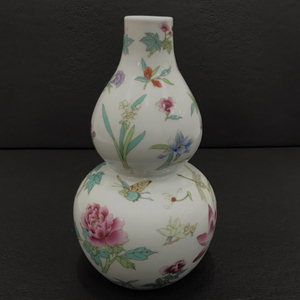 中国景徳鎮製 花瓶 瓢箪タイプ 花柄 全高27cm 陶器 花入れ