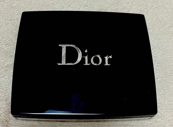 Dior アイシャドウ　ソフトカシミア