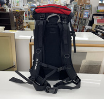 DAKINE poacher バックパック アウトドア 登山 ザック リュック レッド×グレー×ブラック ダカイン ポーチャー 札幌市手稲区_画像2