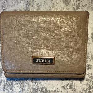 フルラ FURLA 三つ折り財布　ファッション