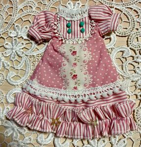 新品★CLOVER4様 ハンドメイド★ネオブライスサイズ服★レースフラワー×ドット柄ワンピース★ピンク★Blythe