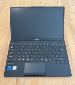 【中古】富士通 LIFEBOOK WU2/E3 FMVWE3U27W 軽量 ハイスペック(Core-i7-1165G7、メモリ16GB) WWAN(5G)対応