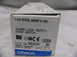 ★新品★ OMRON D4SL-N4NFA-DN 小形電磁ロック・セーフティドアスイッチ　複数有