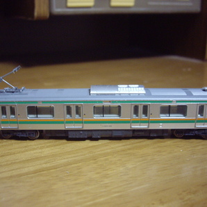 tomix E233系 東海道線色 モハE233-3403 品番98506バラシ 動力車動作確認済みの画像1