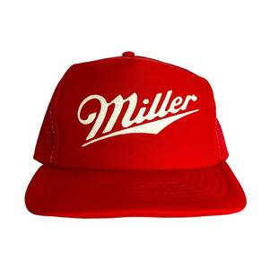 【キャップ / 帽子】Miller Beer (ミラー)　ビンテージ　メッシュキャップ　ラバープリント　Sportcap製　レッド　赤　ホワイト　白　古着