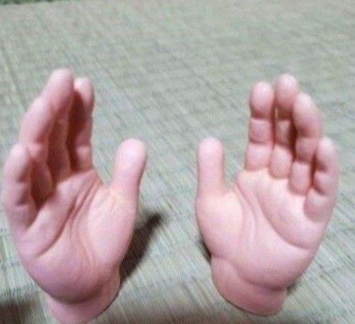 手の形の指人形　フィンガーハンド　ミニチュアハンドフィンガーパペット 2個セット