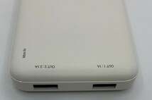 薄型 10000mAh容量 モバイルバッテリー　白色_画像4