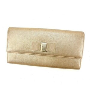  Salvatore Ferragamo long wallet fastener attaching long wallet lady's vala ribbon gold group used 