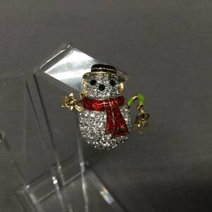 060205 256292-1 VENDOMEBOUTIQUE　ヴァンドームブティック　ピンズ　雪だるまモチーフ　スノーマン　ブランド　アクセサリー　USED品