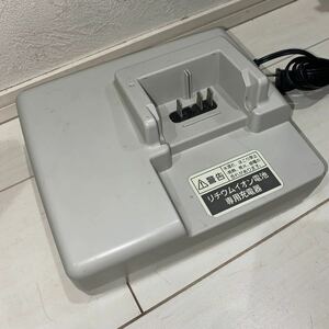 ★格安スタート★中古★Panasonic パナソニック リチウムイオン電池専用充電器 屋内専用 NKJ067 AC100V 50/60Hz 115W★売り切り★