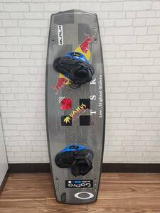 R60216　 RONIX ロニックス　THEVIVACOLLECTION　ウェイクボード+ブーツセット　136cm