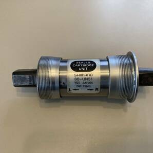 Shimano シマノ BB-UN51の画像1