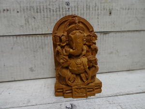 M10383 ガネーシャ像 樹脂製 ヒンドゥー教 神様 横7cm 高12cm 奥3.5cm　サイズ60 0602
