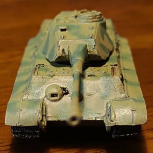 ワールドタンクミュージアム　vol.5　1/144　ティーガーⅡ重戦車(ポルシェターレット)　2色迷彩　戦車　タカラ　海洋堂　WTM