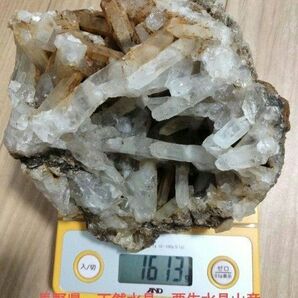 長野県　天然水晶　栗生水晶山産　水晶　原石　1.6キロ　大サイズ　早い者勝ち　 鉱物 原石 天然石