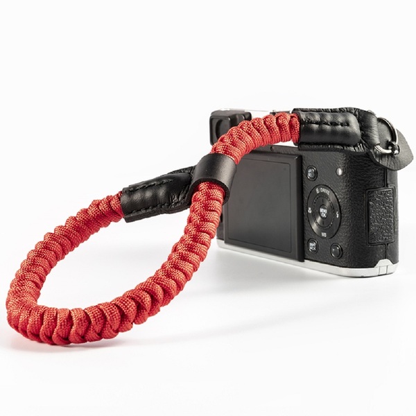 クライミングロープ カメラ用 ハンドストラップ 編込タイプ 全6色 (レッド／A01575)