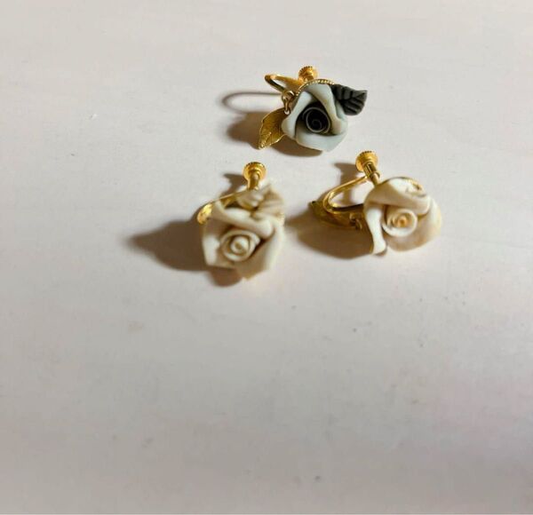花びら イヤリング 2色 マット ローズ バラ かわいい アクセサリー レトロ アクセサリー ゴールド