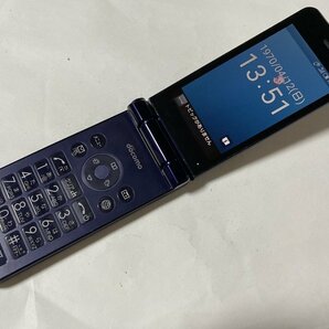 IE973 docomo SH-02K 8GB ブルーブラックの画像1