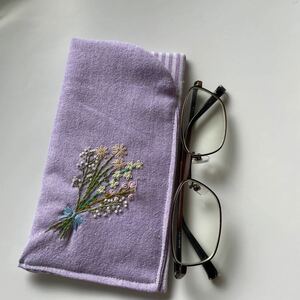 メガネケース　手刺繍　花束　ハンドメイド