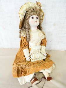 ◎ジャンク 女の子人形/西洋人形 ビスクドール TRADE C MARK Collectors Doll/コレクターズドール 全長約70cm 関節可動 帽子付き ＠140(1)