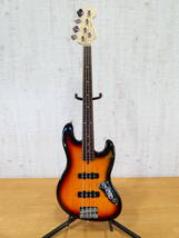 【USED!Compact Bass フレットレスベース 型番不明★コンパクトベース/ケース無/ジャズベタイプ ※現状品＠160（2）】_画像1