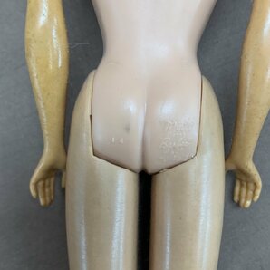 【NA-3021】Barbie人形 ヴィンテージ バービー 人形 素体2体 現状品 アメリカ 1982? 約30ｃｍ【千円市場】の画像6