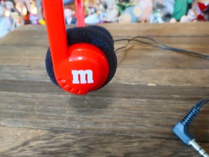 エムアンドエムズ m&m's ヘッドホン 赤