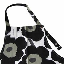 【新品・送料無料】 marimekko マリメッコ エプロン PIENI UNIKKO ブラック×ホワイト 64161-030 ウニッコ_画像3