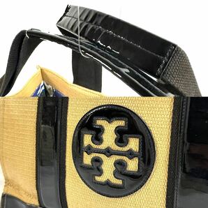 【希少品】TORY BURCH トリーバーチ エナメル パテント ザツザイ ハンドバッグ トートバッグ ベージュ ブラック A4収納可能の画像5